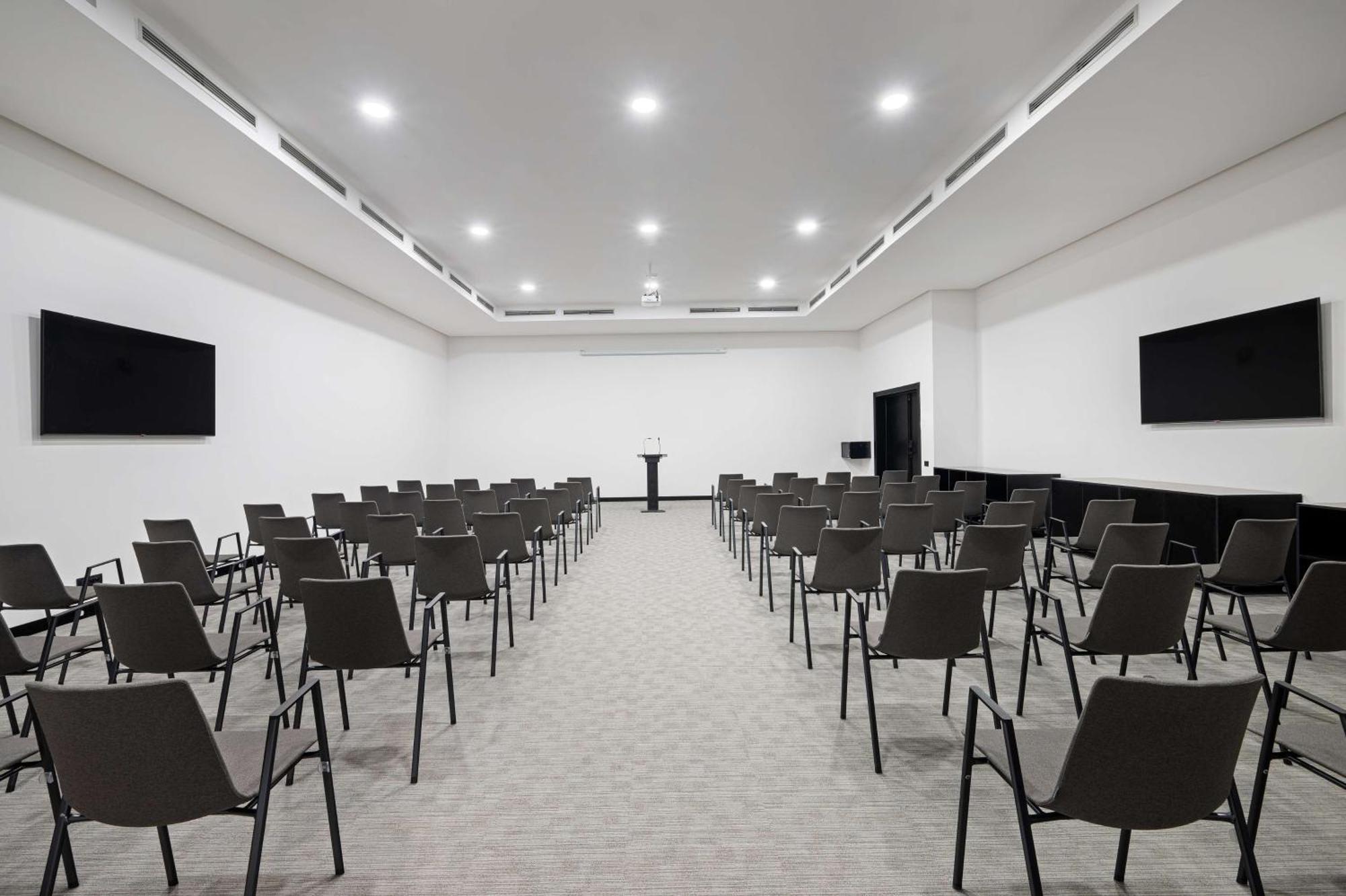 Radisson Gauthier La Citadelle Hotel 4*