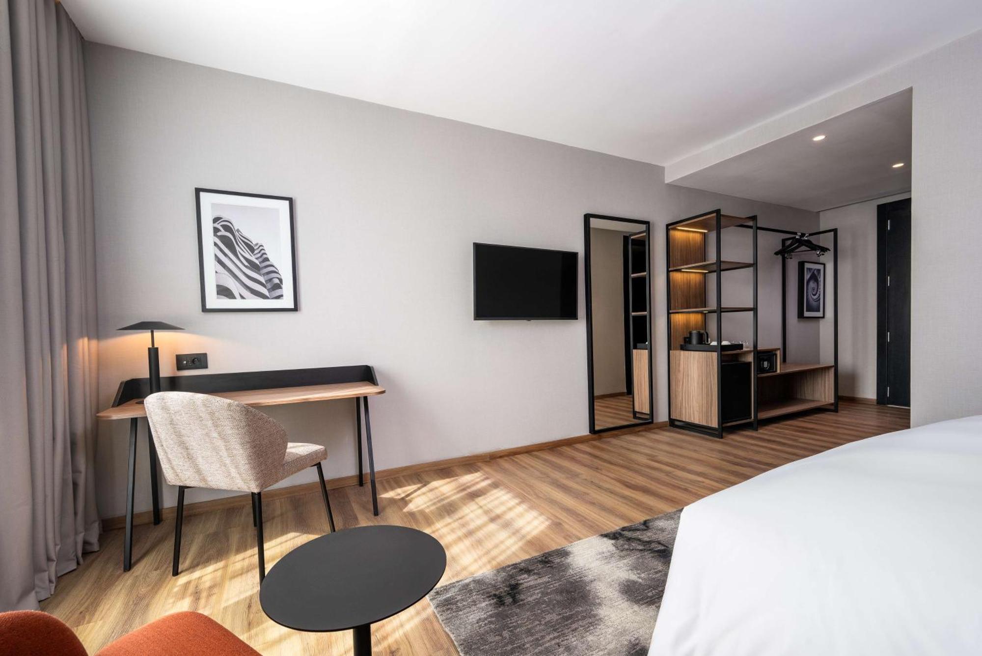 Radisson Gauthier La Citadelle Hotel