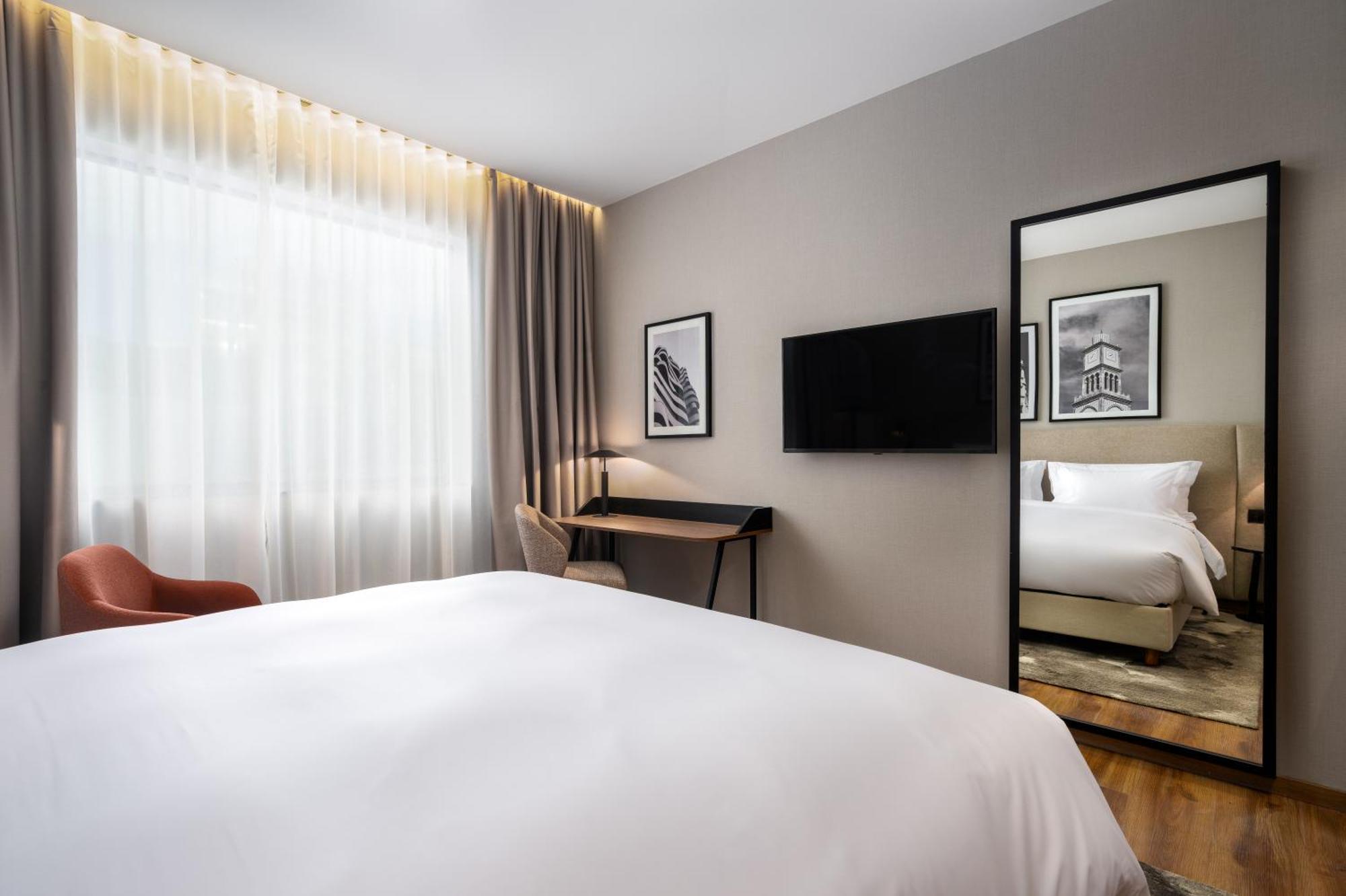 Radisson Gauthier La Citadelle Hotel